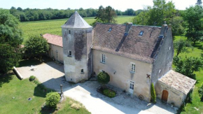 Отель B&B Château de Pernan  Ави